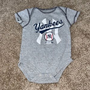 Baby Yankees Short Sleeve Onsie